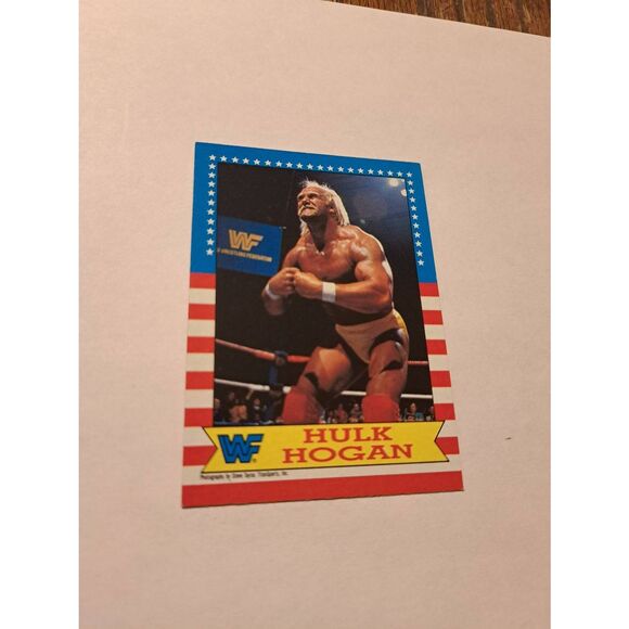 1987 Topps WWF Hulk Hogan Trading Card #3 Error Undated Back Vintage - Picture 1 of 3